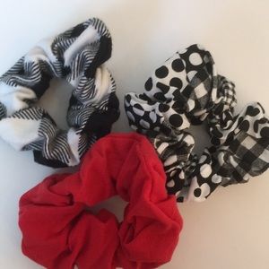 Scrunchies hair ties